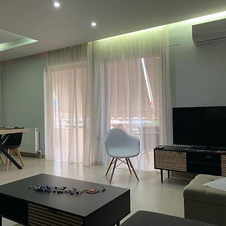 Varkiza Lux Apartment Bagian luar foto