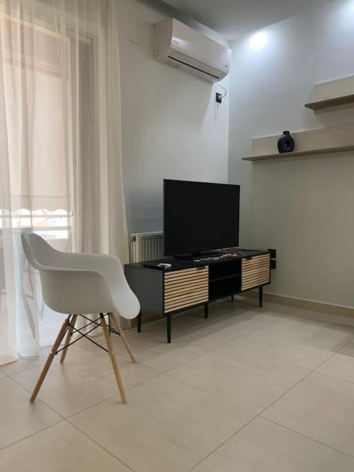 Varkiza Lux Apartment Bagian luar foto